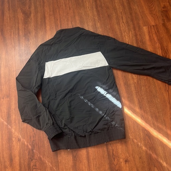 Men XS top Jordan - Picture 4 of 4